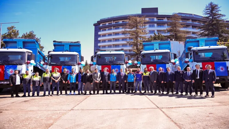 Trabzon'da Büyükşehir Belediyesi araç filosunu güçlendiriyor