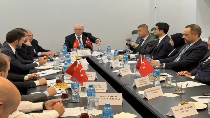 Türkiye’den e-TIR hamlesi! İlk pilot uygulama Azerbaycan ile başlıyor